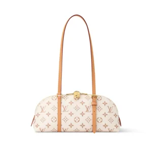 SUPERCLONE-2026-06-29T172356.694-c6504698d639.webp Louis Vuitton Squire East-West Monogram Dune 29cm M2A457
