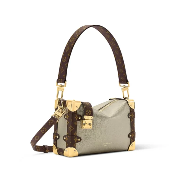 SUPERCLONE-2026-06-30T101823.648-6ca5ccf334f4.webp Louis Vuitton Side Trunk PM 20.5cm M2A265