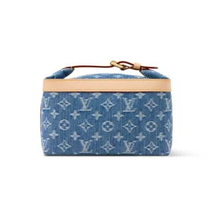 SUPERCLONE-2026-07-01T145155.870.webp Louis Vuitton Cruiser Toiletry Bag 22cm M27945