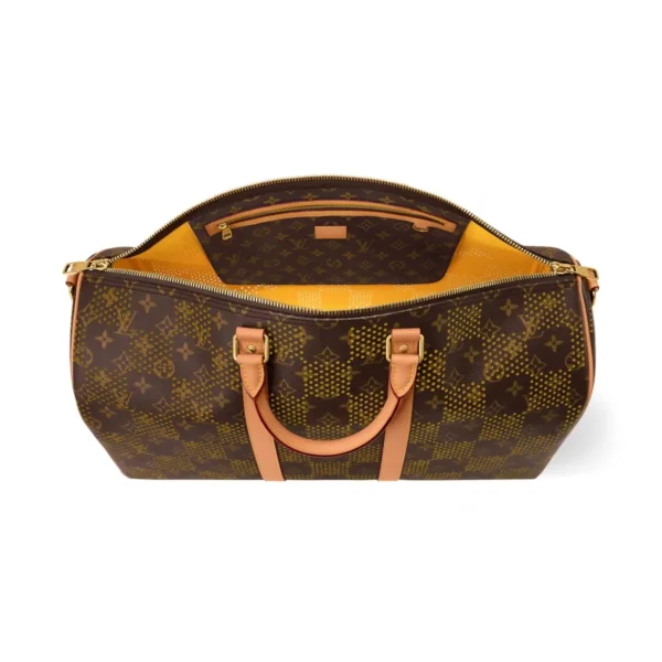SUPERCLONE-2026-08-10T165442.778.webp Louis Vuitton Keepall Bandoulière Bag 50cm/19.7in Perforated Monogram Canvas M29163