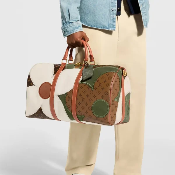 Louis Vuitton Keepall Bandoulière Bag 50cm/19.7in Monogram Khaki Canvas Material M29190
