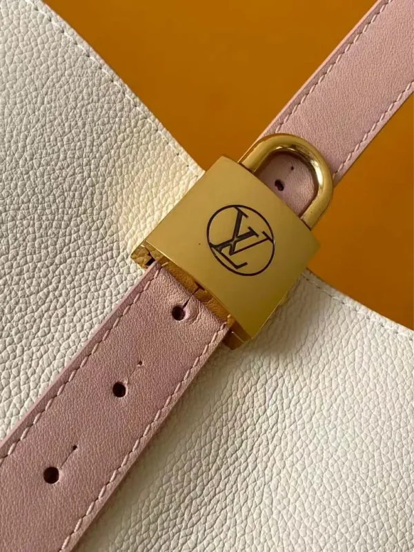 WhatsApp-Image-2026-06-30-at-11.18.13-2-0e7b28b7777b.webp Louis Vuitton Low Key All In BB 16cm M29112