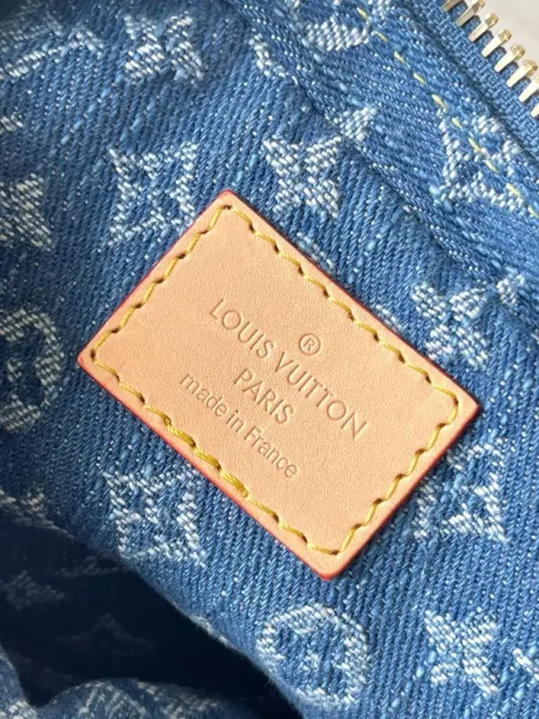 WhatsApp-Image-2026-06-30-at-17.22.08-7-e1506002215b.webp Louis Vuitton Pochette Valley Bag Denim Blue 21cm M13571