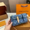 Louis Vuitton Accessoire Cargo Pochette Bag 23.5cm M27602