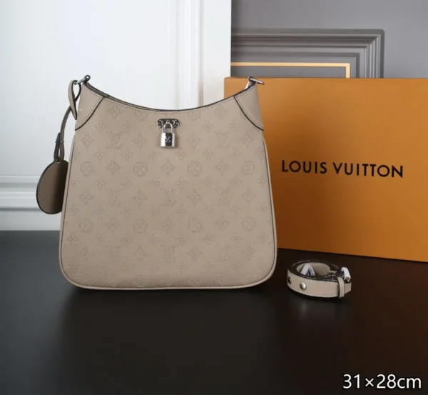 WhatsApp-Image-2026-07-01-at-15.47.57.webp Louis Vuitton All Around PM Bag Galet Grey 25cm M27336