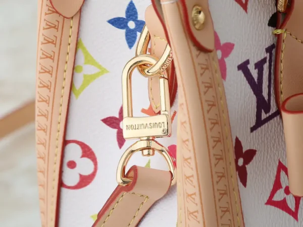 WhatsApp-Image-2026-07-01-at-18.18.19.webp Louis Vuitton OnTheGo PM LV x TM Bag White Multicolore 25cm M27580