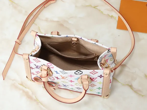 WhatsApp-Image-2026-07-01-at-18.18.20-1.webp Louis Vuitton OnTheGo PM LV x TM Bag White Multicolore 25cm M27580