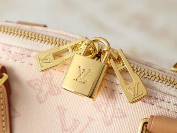 WhatsApp-Image-2026-07-01-at-18.24.19.webp Louis Vuitton Alma BB Bag Monogram Origine Lin 23.5cm M27525
