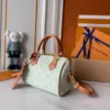 WhatsApp-Image-2026-07-01-at-18.27.44.webp Louis Vuitton Speedy Bandoulière 20 Bag Monogram Origine Vert Asnière M27530