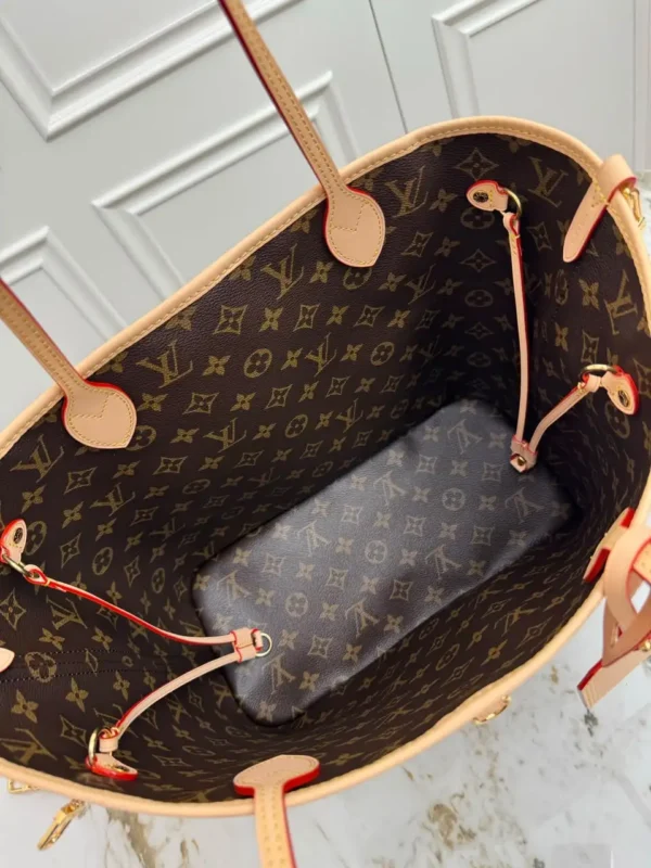 WhatsApp-Image-2026-07-02-at-09.52.39-1.webp Louis Vuitton Neverfull Inside Out MM Bag Monogram Anniversary 47cm M28376