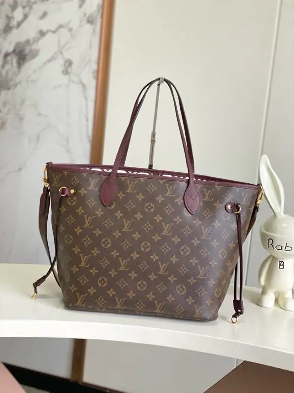 WhatsApp-Image-2026-07-02-at-09.53.34-1.webp Louis Vuitton Neverfull Inside Out MM Bag Monogram Canvas 47cm M28377