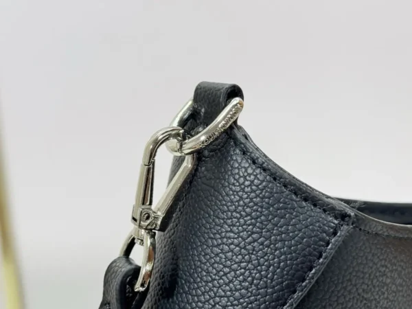 WhatsApp-Image-2026-07-02-at-14.31.19-1.webp Louis Vuitton All Around PM Black 25cm M28306