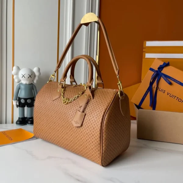 WhatsApp-Image-2026-07-02-at-17.22.28-1.webp Louis Vuitton Speedy Soft 30 Bag Chestnut Color 30cm M28522