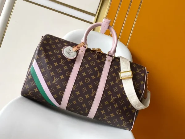 WhatsApp-Image-2026-08-11-at-13.52.30.webp Louis Vuitton Keepall Bandoulière 45cm/17.7in Monogram Coated Canvas M25822
