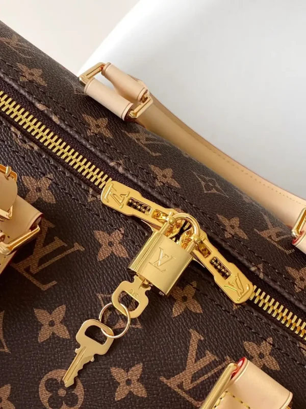 WhatsApp-Image-2026-08-11-at-13.53.21-1.webp Louis Vuitton Keepall Bandoulière Bag LV x TM 45cm/17.7in Monogram Canvas M14182