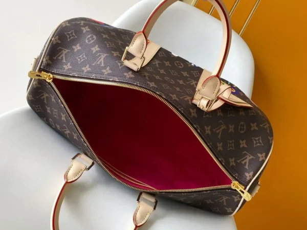 WhatsApp-Image-2026-08-11-at-13.53.22-1.webp Louis Vuitton Keepall Bandoulière Bag LV x TM 45cm/17.7in Monogram Canvas M14182