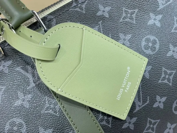 WhatsApp-Image-2026-08-11-at-13.55.55.webp Louis Vuitton LV x TM Keepall Bandoulière 45cm/17.7in Khaki Green M28837