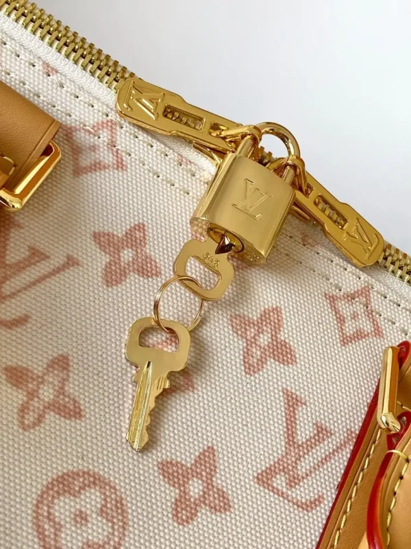 Louis Vuitton Keepall Bandoulière Bag 45cm/17.7in Monogram Dune / Beige M28238