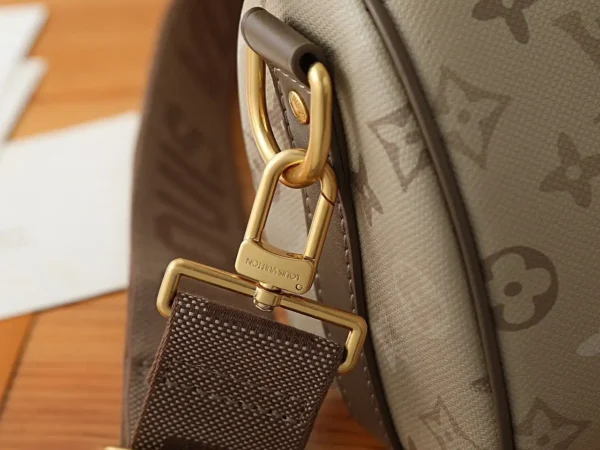WhatsApp-Image-2026-08-11-at-14.15.15-1.webp Louis Vuitton Keepall Bandoulière Bag 25cm/9.8in Sand Beige Monogram M29272