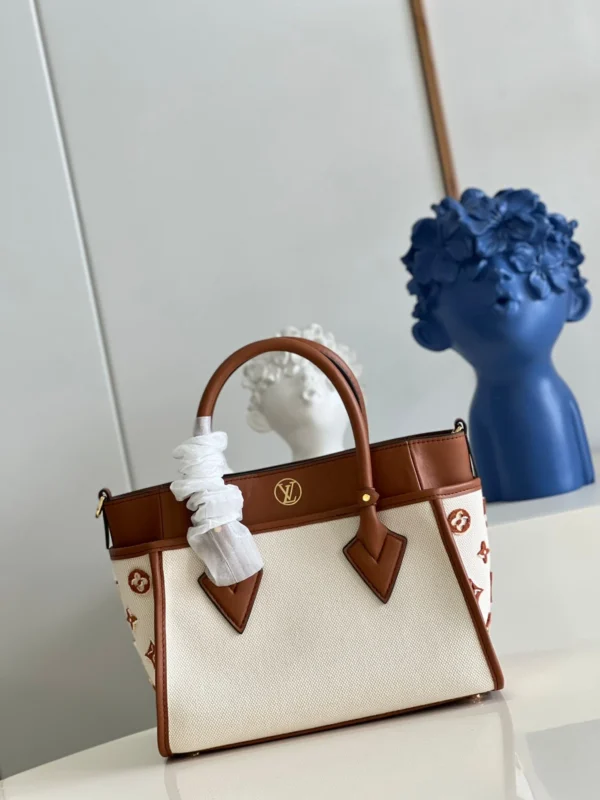 Louis Vuitton On My Side Pm 25Cm Brown, Designer Handbags, Womens Purse, luxury bags