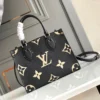 ab51ca71c99f236b6902f605f321a493-90e3db128427.webp Louis Vuitton Sac Main On The Go Pm Noir Beige M45659 25cm, Designer Handbags, Womens Purse, luxury bags