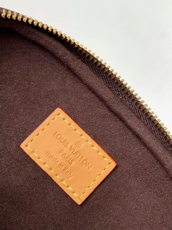 b2a2e99a5d95d34ea9054ae8c428060f-4fc6c85ca101.webp Louis Vuitton Mini Bumbag Lv Monogram Small Fanny Pack Monogram 17cm M82335, Designer Handbags, Womens Purse, luxury bags