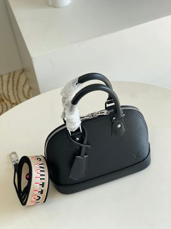 b5dd9b7d-f9645d7bad86.webp Louis Vuitton Alma Bb 23Cm Black, Designer Handbags, Womens Purse, luxury bags