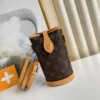 c0d075fd-f541b3236469.webp Louis Vuitton Fold Me Pouch 18Cm, Designer Handbags, Womens Purse, luxury bags