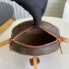 d5cf00ec-627dad65d559.webp Louis Vuitton Boite Chapeau Souple Mm 22Cm, Designer Handbags, Womens Purse, luxury bags