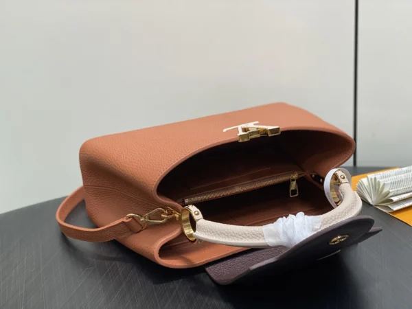 Louis Vuitton Capucines MM M14176 Brown 31.5cm/ 12.2in, Designer Handbags, Womens Purse, luxury bags