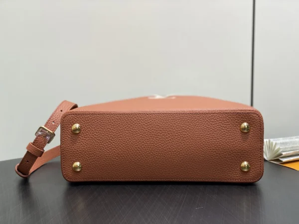 Louis Vuitton Capucines MM M14176 Brown 31.5cm/ 12.2in, Designer Handbags, Womens Purse, luxury bags