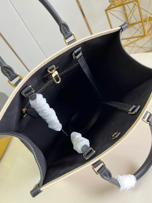 f3636b9a-2abab34a23ad.webp Louis Vuitton Onthego MM Tote Monogram Cream Beige Black 35cm, Designer Handbags, Womens Purse, luxury bags