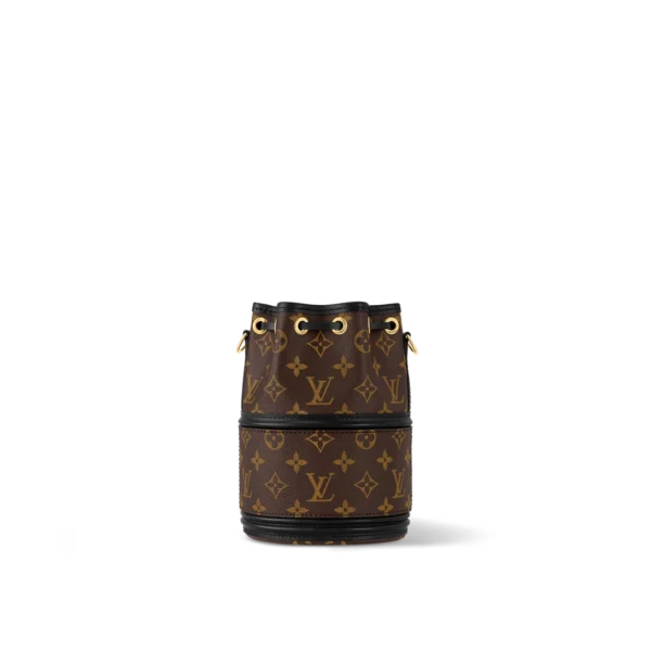 louis-vuitton-canoe-M83480_PM1_Back-view-e47dc59399d3.webp Canoé