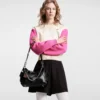 louis-vuitton-carryall-cargo-pm-M24861_PM1_Cropped-worn-view-f6744e1fcaf4.webp CarryAll Cargo PM