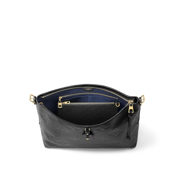 louis-vuitton-carryall-mm-M46289_PM1_Interior-view-0d44e7a97d1a.webp CarryAll MM