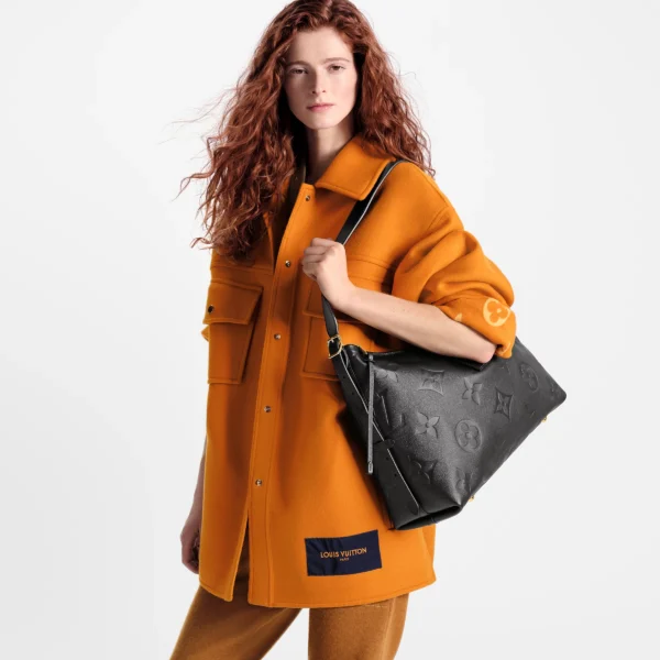 louis-vuitton-carryall-mm-M46289_PM1_Worn-view-2b9fcf7bbc1c.webp CarryAll MM