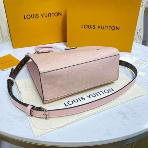 louis-vuitton-epi-leather-sac-plat-bb-m58659-m58660-2-5578785263d0.webp Louis Vuitton Sac Plat Bb 21Cm Rose Ballerine Pink, Designer Handbags, Womens Purse, luxury bags