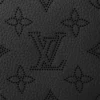 louis-vuitton-hand-it-all-mm-M24132_PM1_Detail-view-4438e5b00c02.webp Hand It All MM