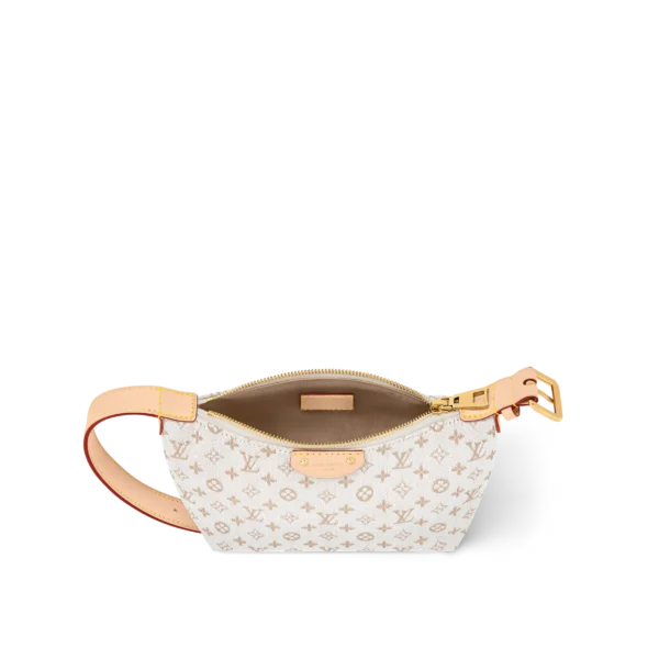 louis-vuitton-hills-pochette-M12433_PM1_Interior-view-ad35371fa4fc.webp Hills Pochette