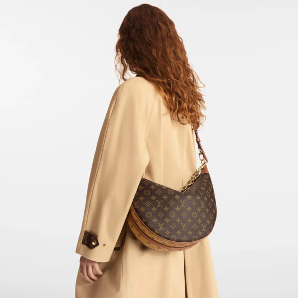 louis-vuitton-loop-hobo-M46311_PM1_Worn-view-04cf80943217.webp Loop Hobo