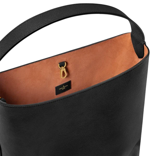 louis-vuitton-low-key-hobo-mm-M24856_PM1_Interior2-view-f4e11fcfe531.webp Low Key Hobo MM
