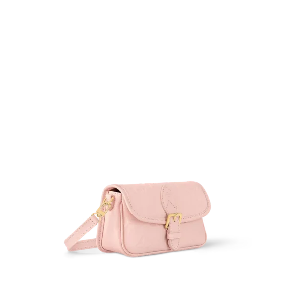 louis-vuitton-nano-diane-M83566_PM1_Side-view-4147cf2214ef.webp Nano Diane