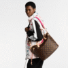 louis-vuitton-neverfull-bandouliere-inside-out-mm-M12257_PM1_Cropped_20worn_20view-7304cc005b86.png Louis Vuitton LV Neverfull Bandoulire Inside Out Mm Rose 31Cm M12257, Designer Handbags, Womens Purse, luxury bags