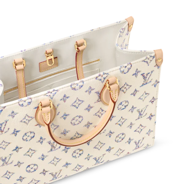 louis-vuitton-onthego-mm-M24708_PM1_Interior2-view-84a59f2dea7c.webp OnTheGo MM