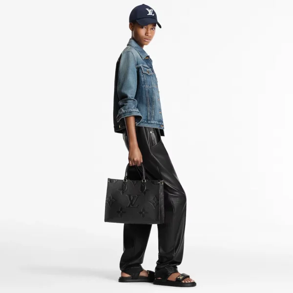 louis-vuitton-onthego-mm-M45595_PM1_Worn_20view-57543d0f3f59.webp Louis Vuitton Onthego MM Bicolor Monogram Empreinte Leather Black M45595 35cm, Designer Handbags, Womens Purse, luxury bags