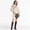 louis-vuitton-onthego-pm-M45659_PM1_Worn_20view-c9cf16e886ec.webp Louis Vuitton Sac Main On The Go Pm Noir Beige M45659 25cm, Designer Handbags, Womens Purse, luxury bags