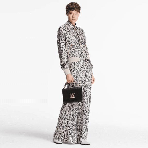 louis-vuitton-twist-mm-M21772_PM1_Worn_20view-8e9ce8077685.png Louis Vuitton Twist Mm Bags Epi Leather Lock Chain Black 23Cm M21772, Designer Handbags, Womens Purse, luxury bags