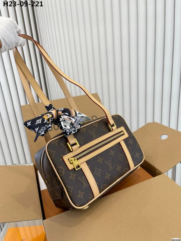 lvb201-cde33921e819.webp Louis Vuitton Cite Bag Monogram Brown 25Cm M46321, Designer Handbags, Womens Purse, luxury bags