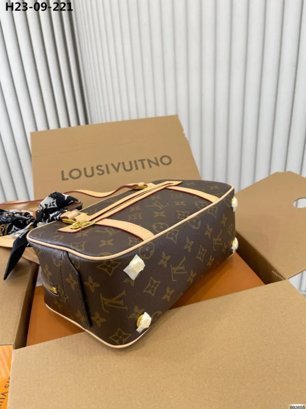 lvb204-38d88ae22332.webp Louis Vuitton Cite Bag Monogram Brown 25Cm M46321, Designer Handbags, Womens Purse, luxury bags