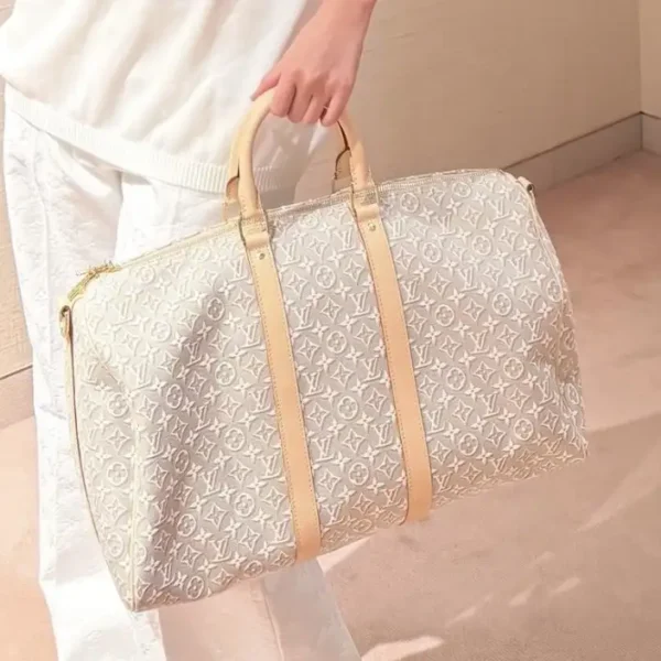 Louis Vuitton Keepall Bandoulière Bag Beige Pepper 45cm M29670